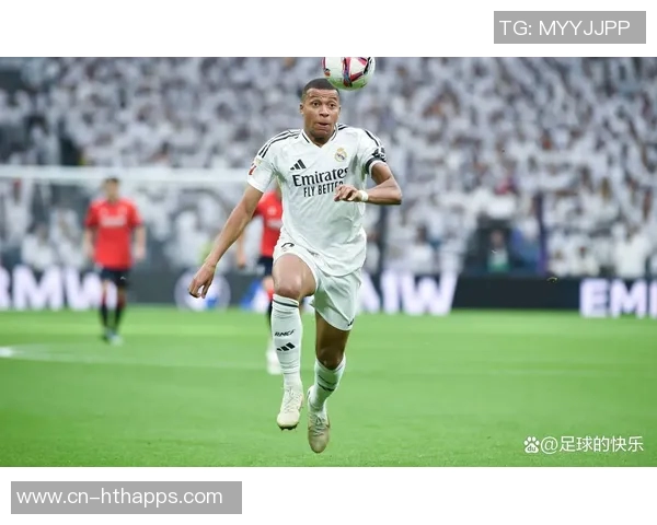 2025年度最佳中锋候选人揭晓登贝莱哈兰德凯恩姆巴佩争夺桂冠