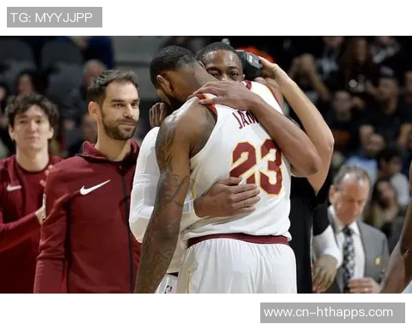 拉松砍下16分6板展现实力感谢教练队友的支持与信任 拉松砍下16分6板展现实力感谢教练队友的支持与信任