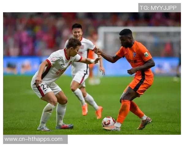 前云南玉昆外援恩里克正式加盟巴甲维多利亚球队合同签至2026年底